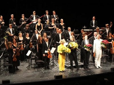 Standing Ovation!