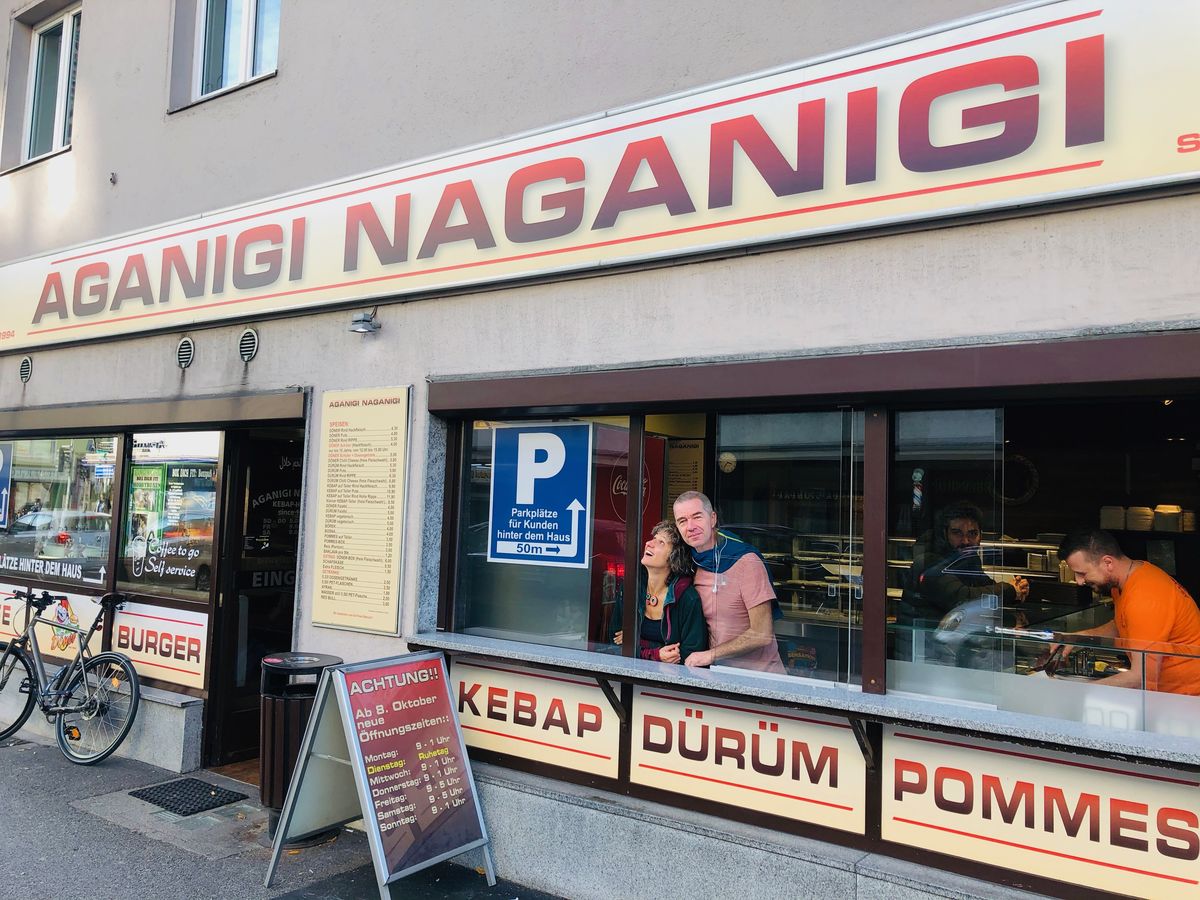 Aganigi Naganigi
